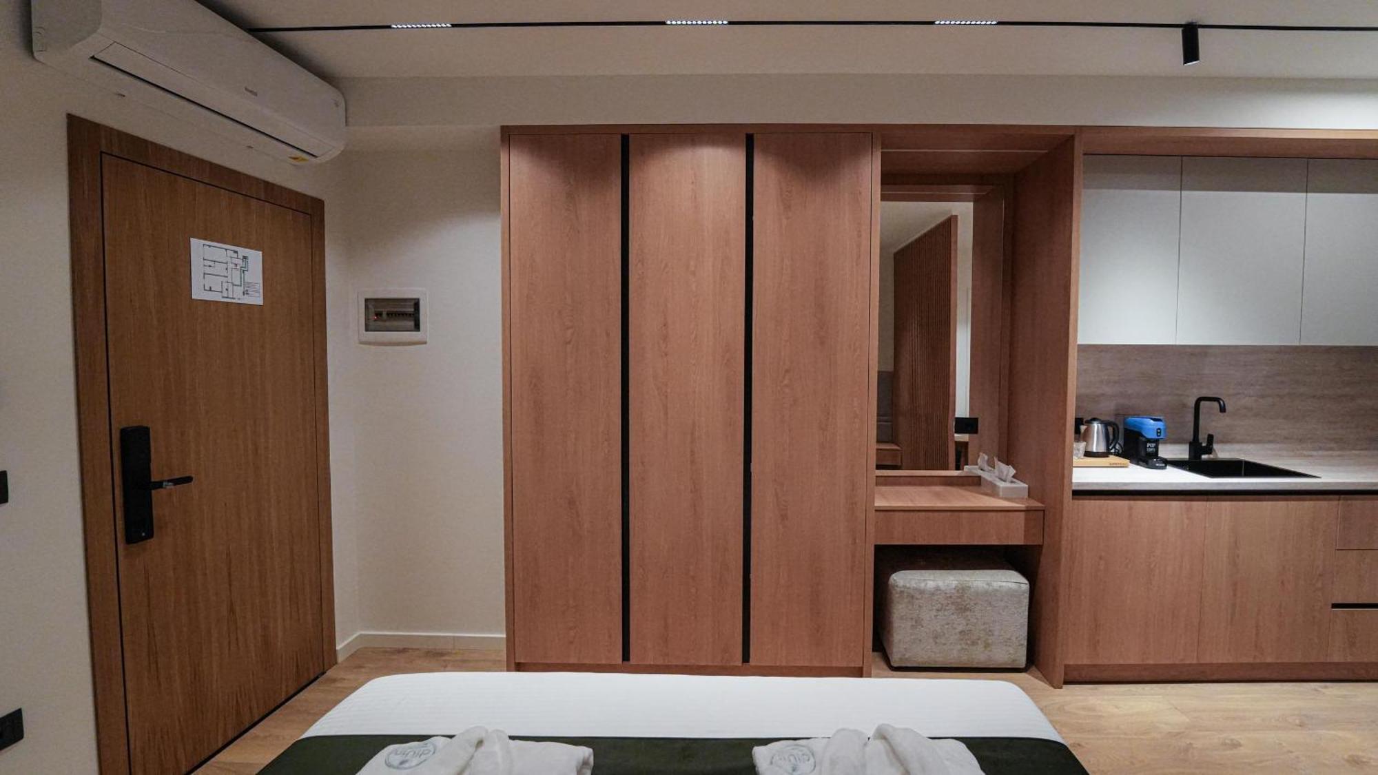 Divin Luxury * Tirana